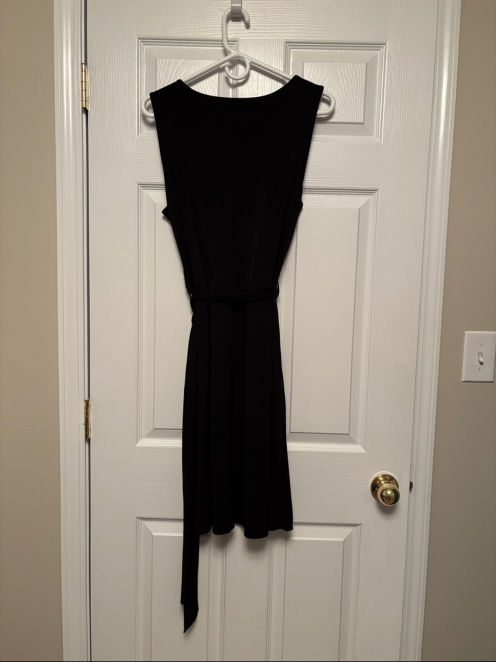 41 Hawthorn Black Sleeveless Wrap Midi Dress with Self-Tie Waist - Picture 6 of 6